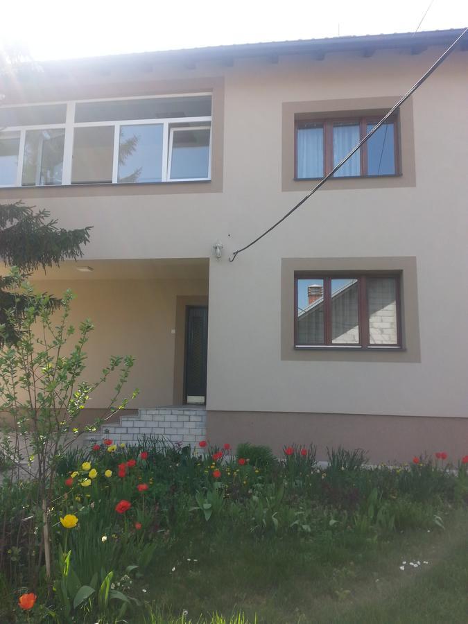 Sweet Dreams Apartment Arandelovac Buitenkant foto